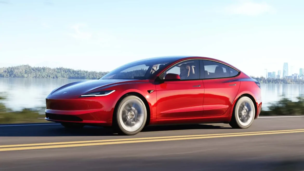 Tesla Model 3: Elektrikli Otomobillerin Yeni Standartı